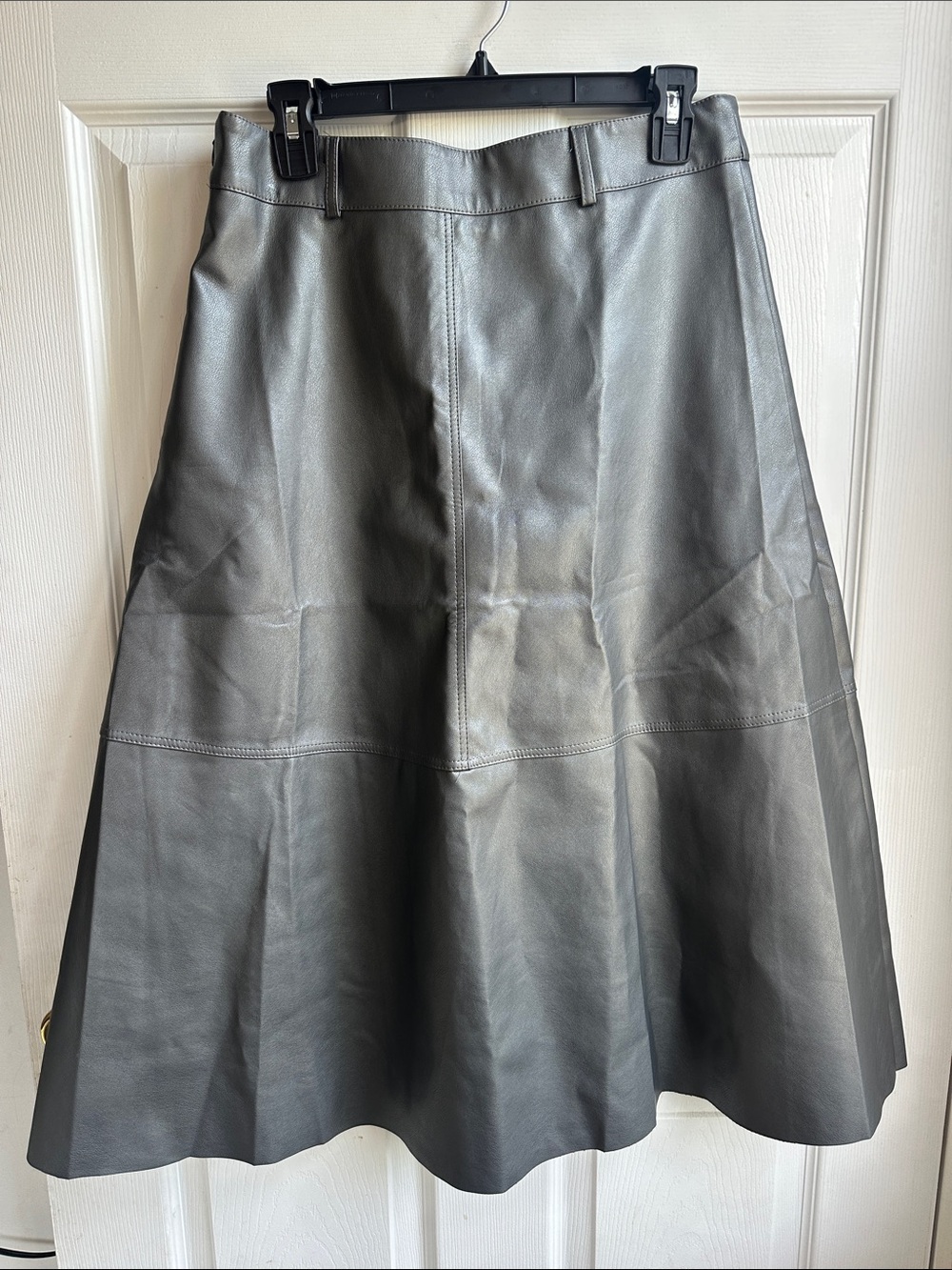 Women's gray A-Line Faux Leather Skirt
